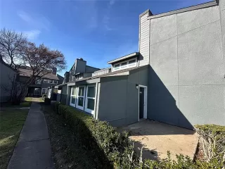 More Details about MLS # 21055043 : 9696 WALNUT STREET #1107