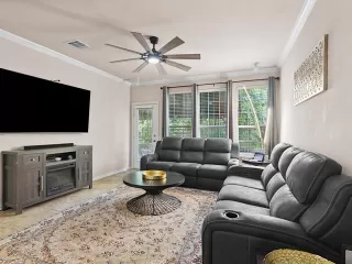 Photo #5: 21055226 Listing