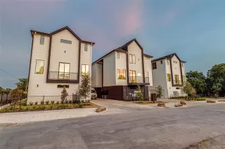 Photo #3: 21055594 Listing 