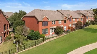 Photo #3: 21055693 Listing