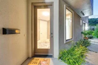 Photo #4: 21055944 Listing