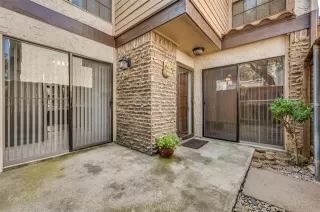 Photo #6: 21056076 Listing