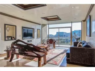 Photo #3: 21056167 Listing