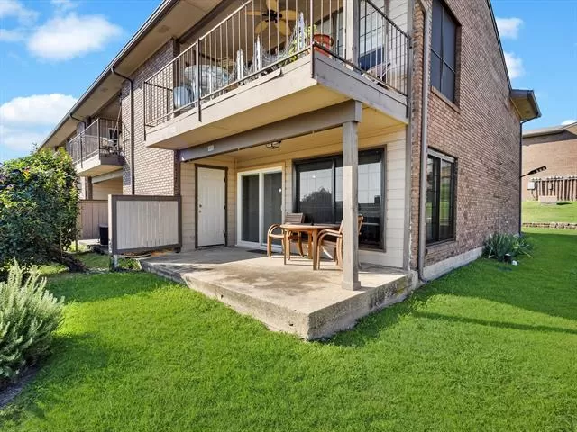 MLS: 21056302 Condo For Sale