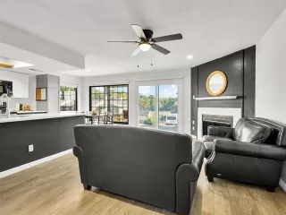 Photo #3: 21056302 Listing