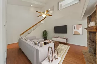 Photo #6: 21056456 Listing 