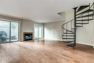 Photo #3: 21056602 Listing