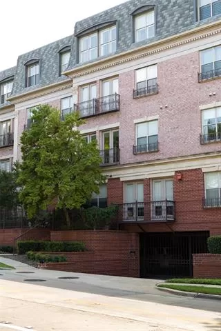 Photo #2: 21057791 Listing 