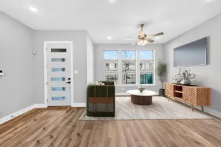 Photo #6: 21057849 Listing