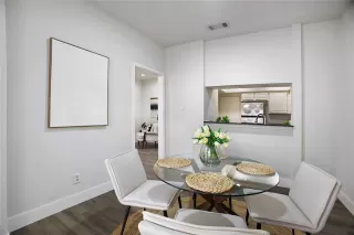 Photo #4: 21057977 Listing 