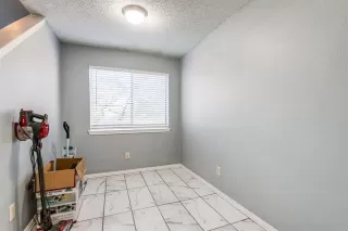 Photo #5: 21058391 Listing