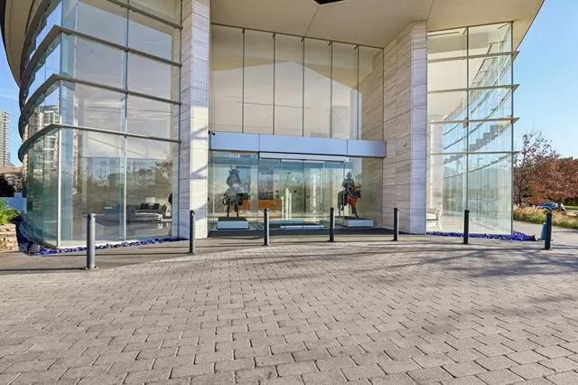 MLS: 21058670 Condo For Sale