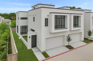 More Details about MLS # 21058940 : 610 N OAK CLIFF BOULEVARD #306