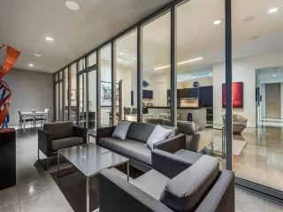 Photo #5: 21058953 Listing