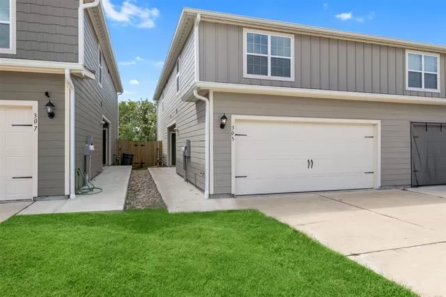 MLS: 21059073 Condo For Sale