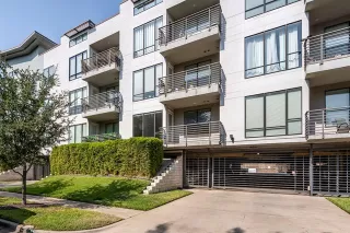 Photo #3: 21059262 Listing