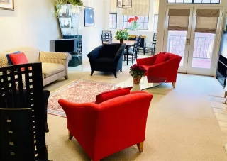 Photo #4: 21059444 Listing