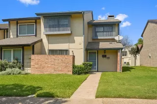 Photo #5: 21059611 Listing