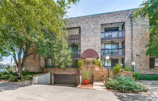 Photo #2: 21059701 Listing