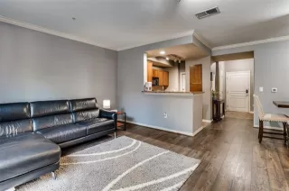 Photo #6: 21059864 Listing