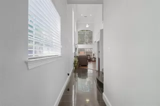 Photo #4: 21060081 Listing 