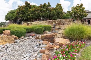 Photo #2: 21060550 Listing