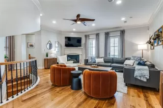 Photo #6: 21060690 Listing 