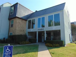 Photo #2: 21060855 Listing 