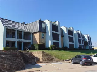 Photo #5: 21060855 Listing 