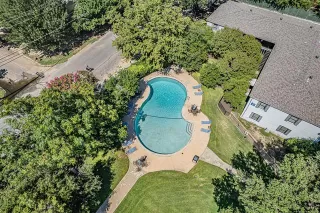 Photo #3: 21061771 Listing 