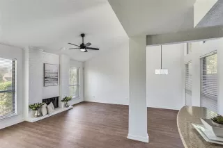 Photo #3: 21062016 Listing 