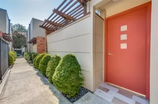 More Details about MLS # 21062054 : 3915 BUENA VISTA STREET #D