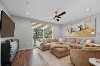 Photo #2: 21062434 Listing 