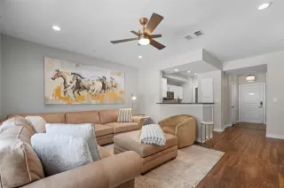 Photo #4: 21062434 Listing 