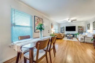 Photo #3: 21062539 Listing