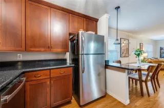 Photo #6: 21062539 Listing