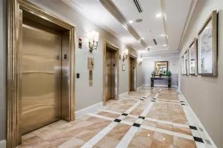 Photo #4: 21062630 Listing