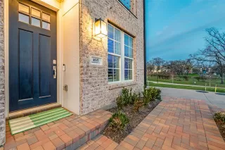 Photo #3: 21062769 Listing 