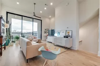 Photo #4: 21062769 Listing 