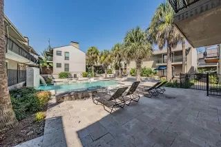 Photo #6: 21062867 Listing 