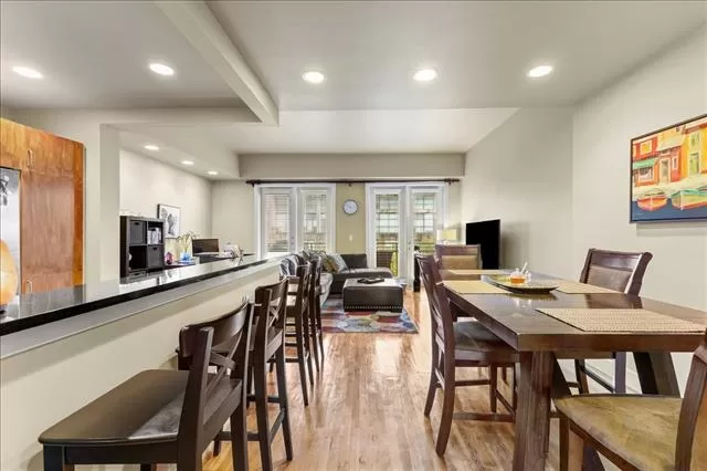 MLS: 21062918 Condo For Sale