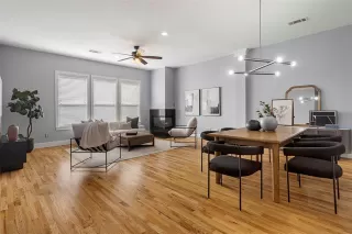 Photo #4: 21062937 Listing 