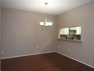 Photo #4: 21063447 Listing 