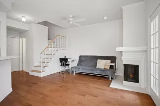 Photo #2: 21064012 Listing 