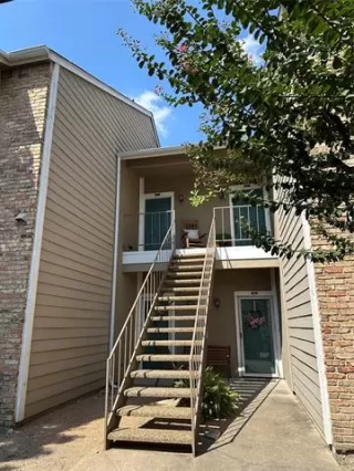 Photo #3: 21064360 Listing