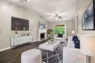 Photo #5: 21064480 Listing 