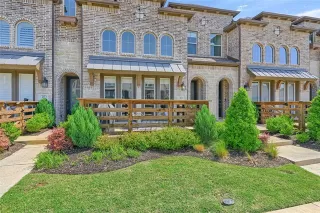 Photo #4: 21064503 Listing