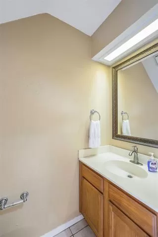 Photo #6: 21064779 Listing 