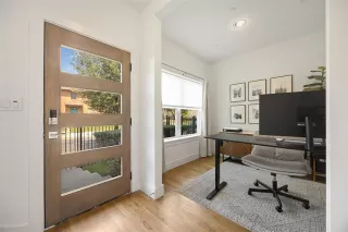 Photo #2: 21064827 Listing