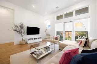 Photo #6: 21064827 Listing